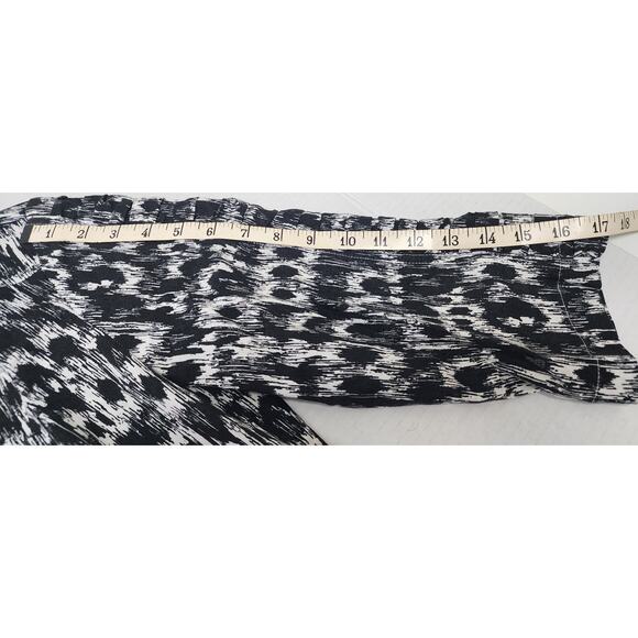 Vtg CJ Banks Black and White Animal Print Linen Blend Jacket 3/4 sleeves W Small - Picture 6 of 11